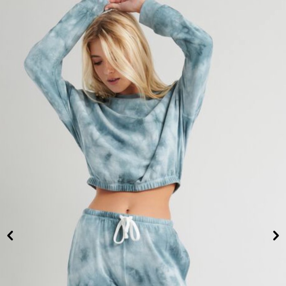 Garage Stassie Cropped Sweatshirt - Picture 1 of 9